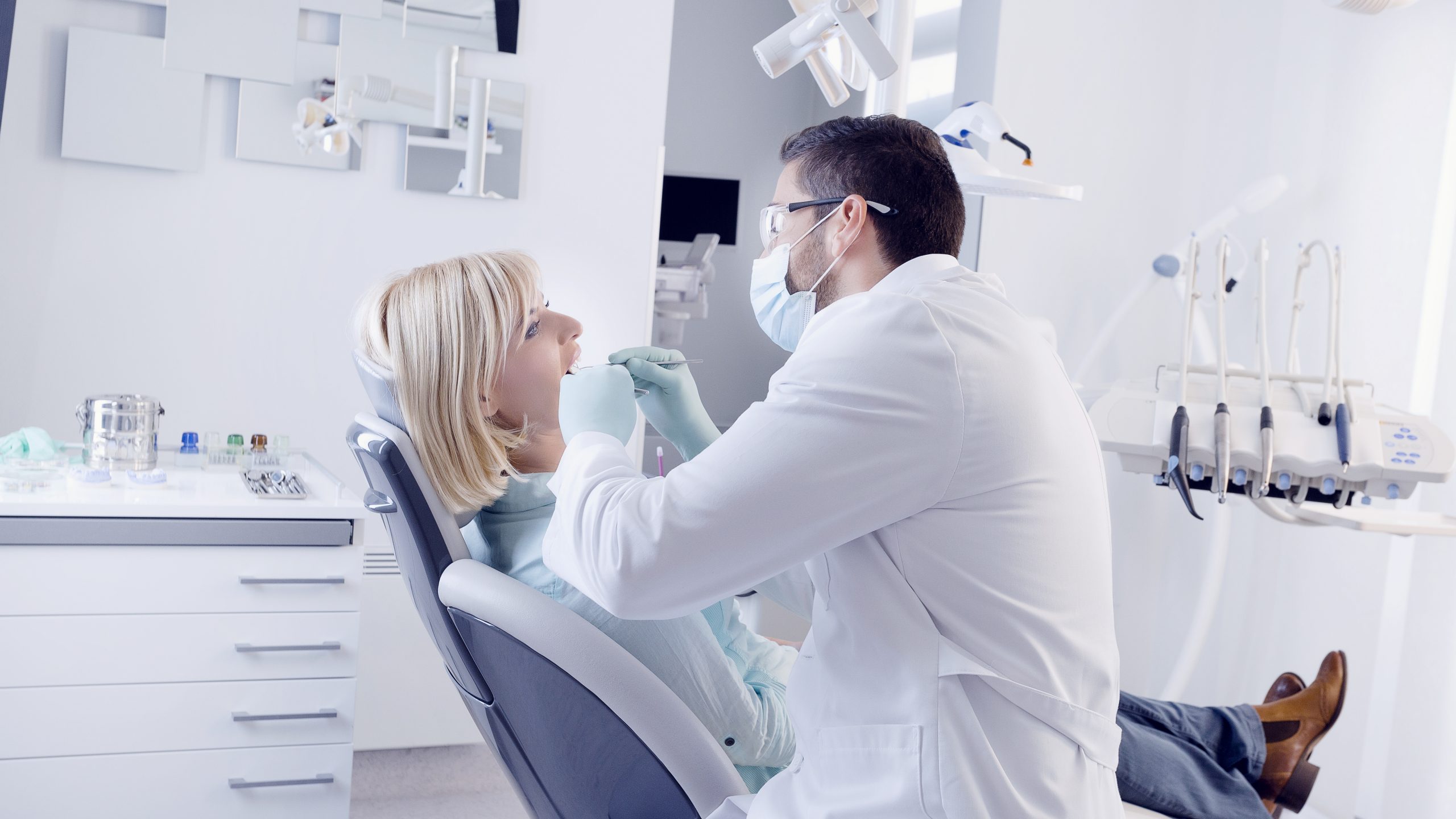 Dentist in Hooks, TX